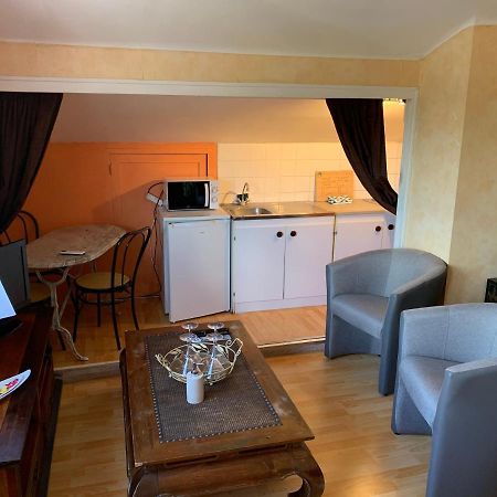 Chez Christine Apartment Rodez Exterior photo