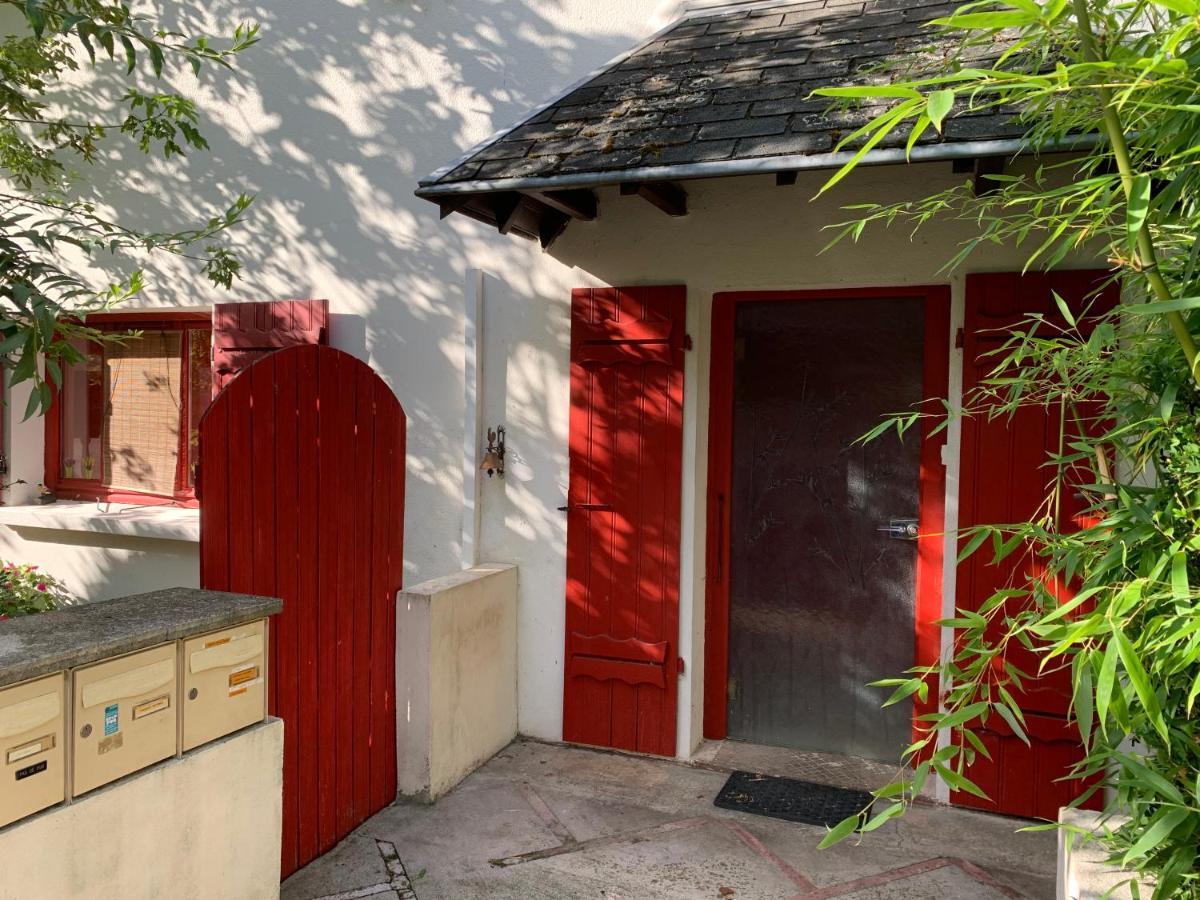 Chez Christine Apartment Rodez Exterior photo